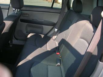 2004 Mazda Demio Photos