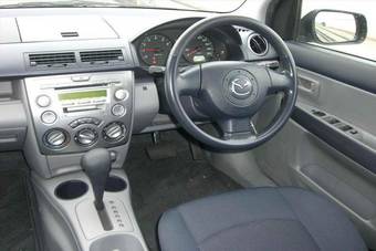 2004 Mazda Demio Pics