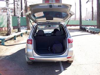 2004 Mazda Demio Pictures