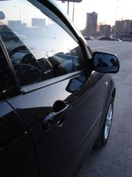2004 Mazda Demio Pictures