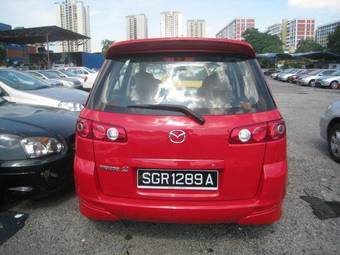 2004 Mazda Demio Photos