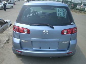 2004 Mazda Demio Photos