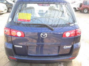 2004 Mazda Demio Photos