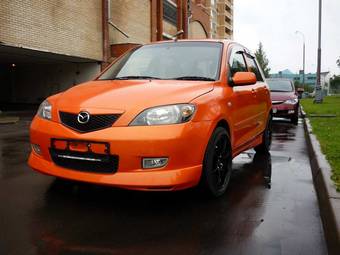 2004 Mazda Demio Photos