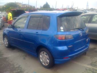 2004 Mazda Demio Wallpapers