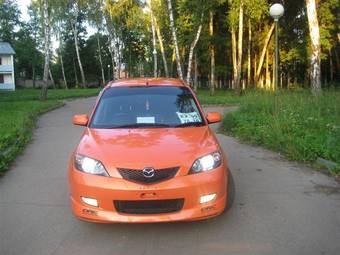 2004 Mazda Demio Wallpapers
