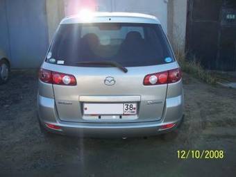 2004 Mazda Demio Photos
