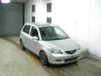 2004 Mazda Demio Wallpapers