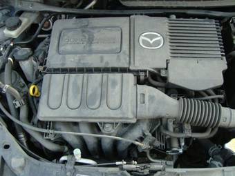 2004 Mazda Demio Images