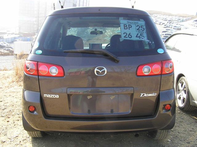 2005 Mazda Demio