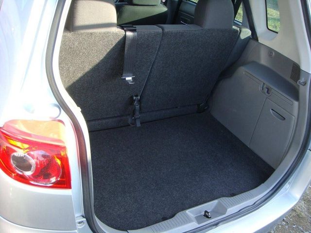 2005 Mazda Demio