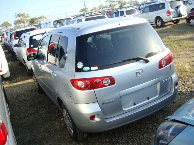 2005 Mazda Demio