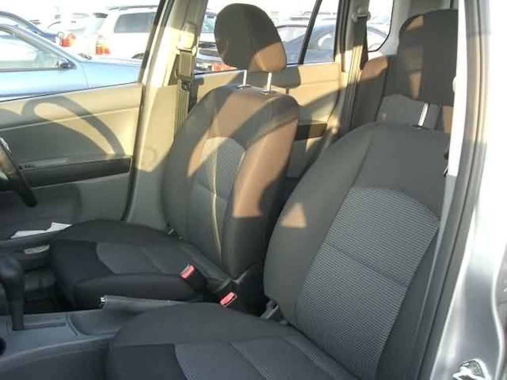 2005 Mazda Demio