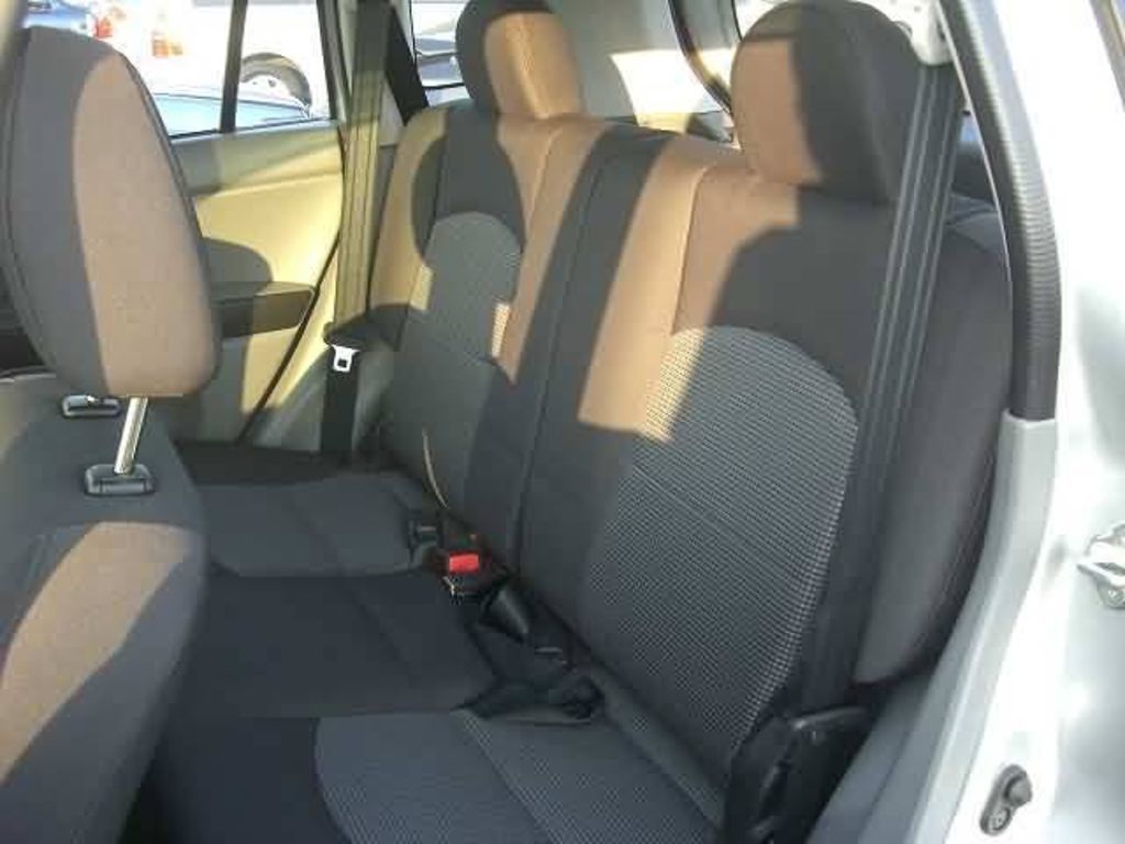 2005 Mazda Demio