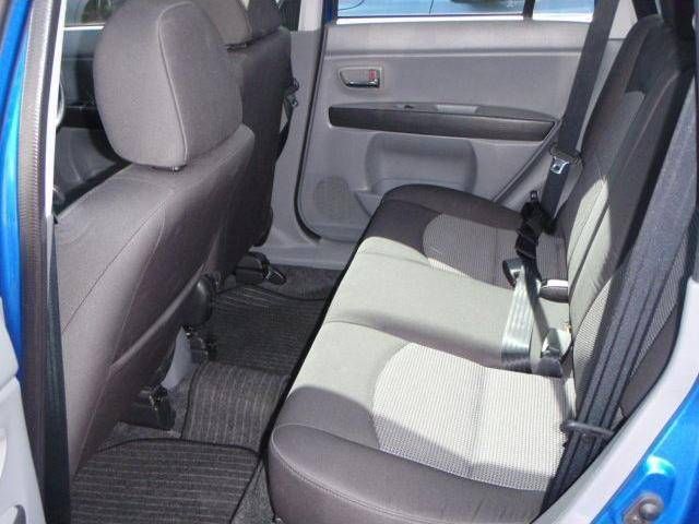 2005 Mazda Demio