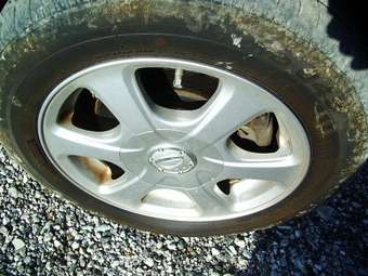 2005 Mazda Demio Photos