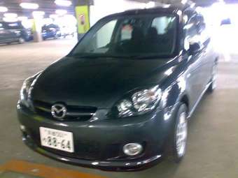 2005 Mazda Demio Pictures