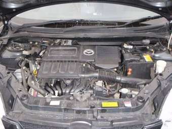 2005 Mazda Demio Pictures
