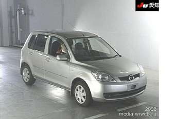 2005 Mazda Demio Pictures