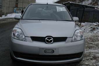 2005 Mazda Demio Photos