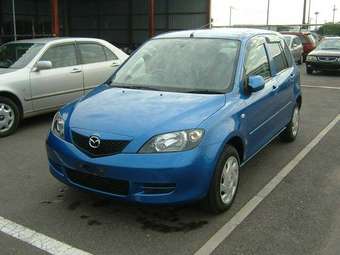 2005 Mazda Demio Pictures