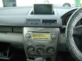 2005 Mazda Demio Wallpapers