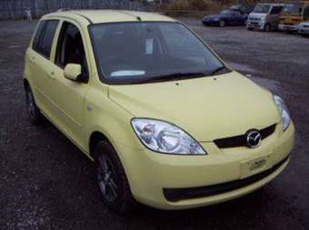 2005 Mazda Demio