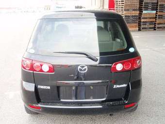 2005 Mazda Demio Pictures