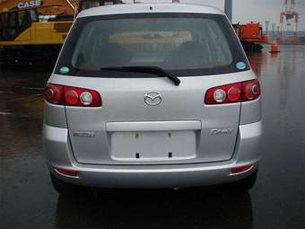 2005 Mazda Demio Pics
