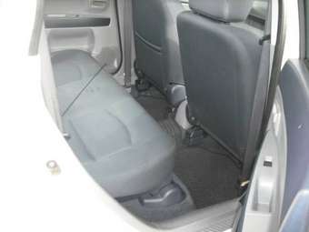 2005 Mazda Demio Photos