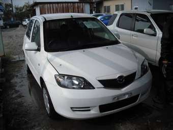 2005 Mazda Demio Wallpapers