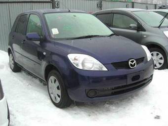 2005 Mazda Demio Pictures