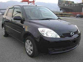 2005 Mazda Demio Photos