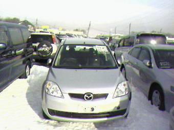 2005 Mazda Demio Photos