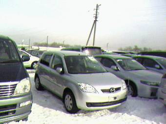 2005 Mazda Demio Photos