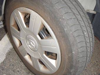 2005 Mazda Demio Pictures