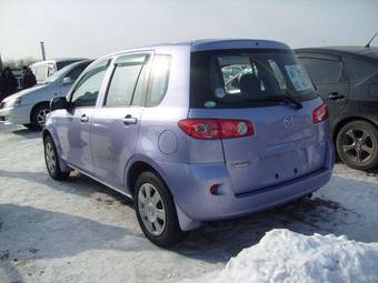 2005 Mazda Demio Pics