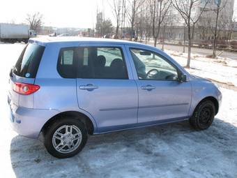 2005 Mazda Demio Photos