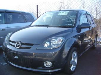 2005 Mazda Demio Pictures