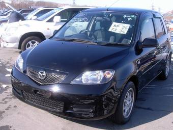 2005 Mazda Demio Pictures