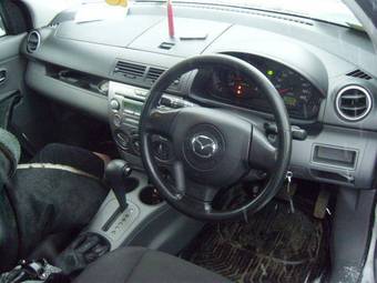 2005 Mazda Demio Pictures