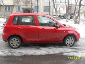 2005 Mazda Demio Photos