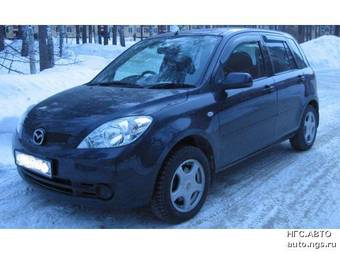 2005 Mazda Demio Pictures