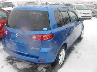 2005 Mazda Demio Pictures