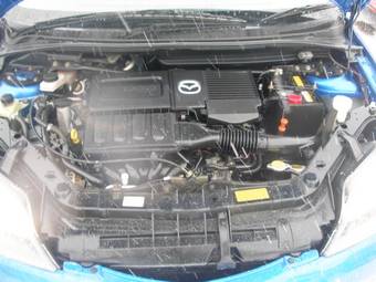 2005 Mazda Demio Pictures