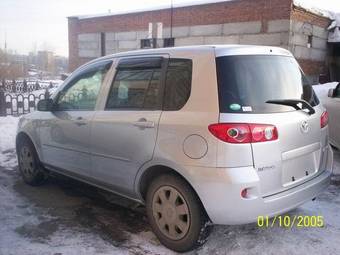 2005 Mazda Demio Pictures