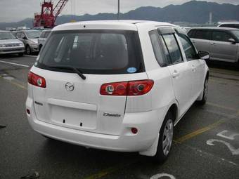 2005 Mazda Demio Wallpapers
