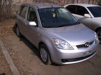 2005 Mazda Demio Photos