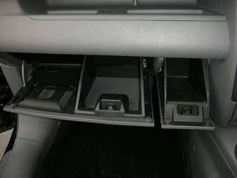 2005 Mazda Demio Pics