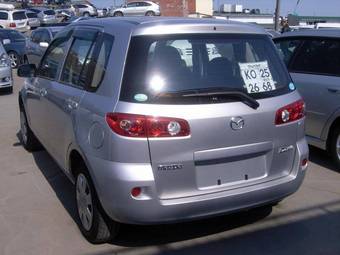 2005 Mazda Demio Pictures